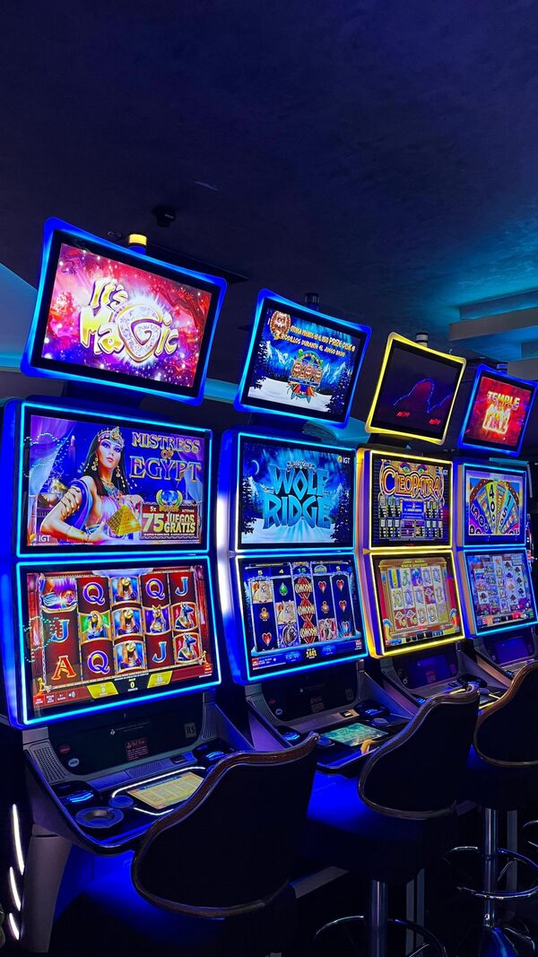 Marzo llega con premios y emoción en Casino Del Este, en el Shopping del Este - La Clave