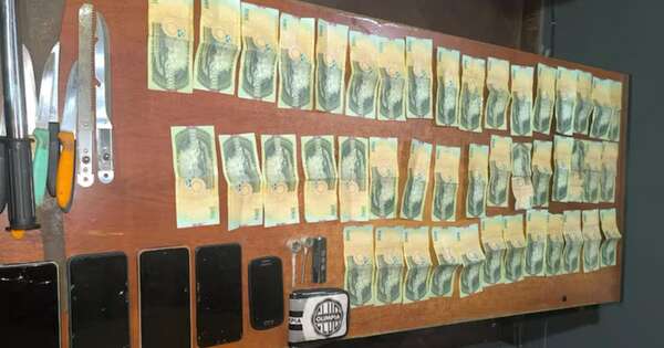 La Nación / Policía allana vivienda abandonada en J. Augusto Saldívar y detiene a cuatro hombres