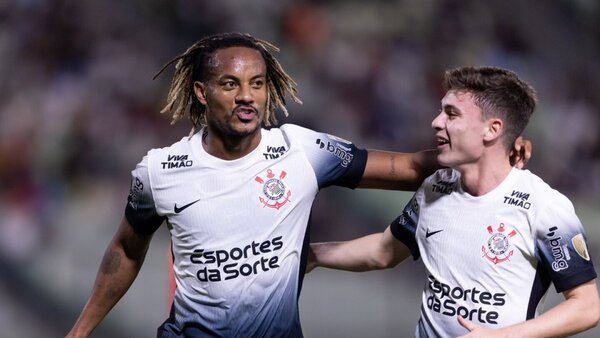 Un Corinthians más ofensivo recibe a Universidad Central de Venezuela tras una ida reñida