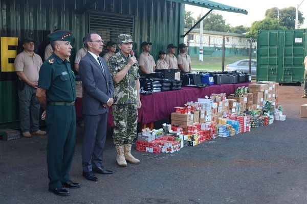 Incautan armas y municiones que eran comercializadas ilegalmente - 1000 Noticias