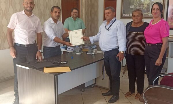 MDS transfiere a Comuna de Franco territorio social de Km 6½ Monday, para sus ocupantes