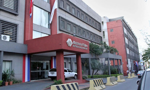 Crecen las presiones sobre la Fiscalía por el escándalo de los chats filtrados - OviedoPress