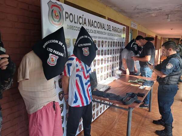 Gran operativo policial desmantela banda que usaba Grindr para atraer víctimas - ABC en el Este - ABC Color