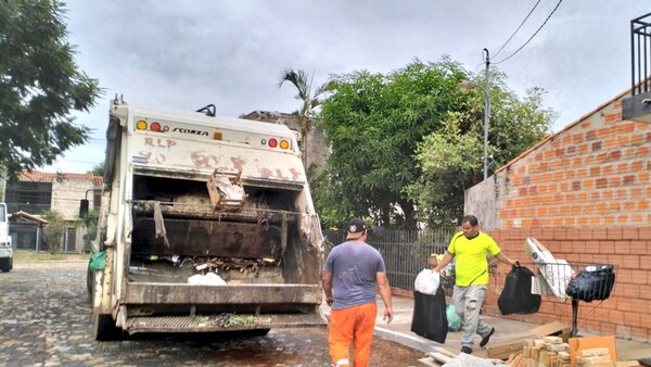 Nenecho firma otro convenio antimorosos: “Contribuyentes deben USD 640 millones”