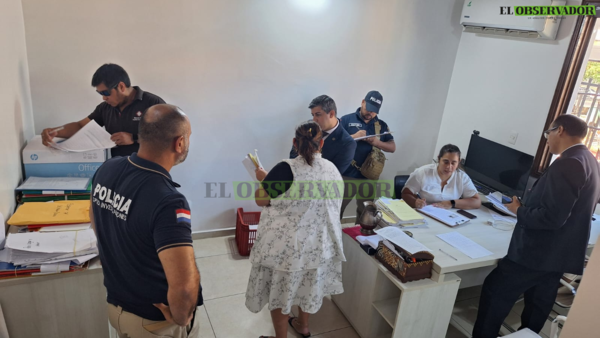 Fiscalía busca indicios de estafa a docentes en estudio jurídico  