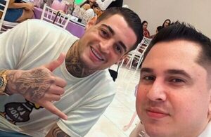 Versus / Jean Fernandes compartió un acontecimiento familiar con una estrella de Olimpia