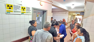 Constantes fallas de máquina de Rayos X en Hospital Regional preocupa a pacientes - La Clave