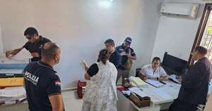 Diario HOY | Mafia de los pagarés: allanan estudio jurídico y vivienda de abogada implicada