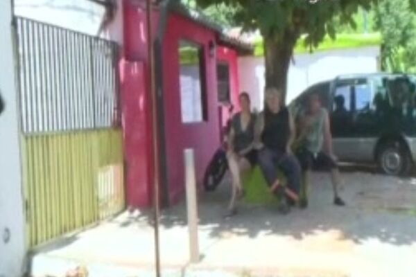 Mujer en Lambaré denuncia que su vecino le arroja ácido en medio de un conflicto vecinal - SNT