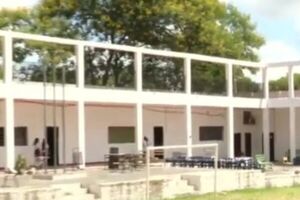 Preocupación por el estado de un colegio en Lambaré - SNT