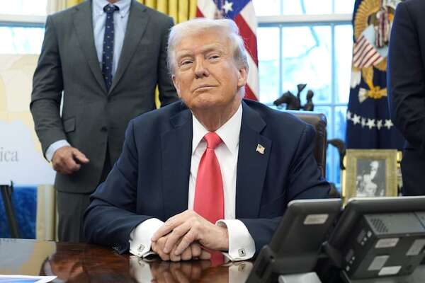 Por unas horas los iPhone transcribieron la palabra “racista” y la interpretaron como “Trump” - Tecnología - ABC Color