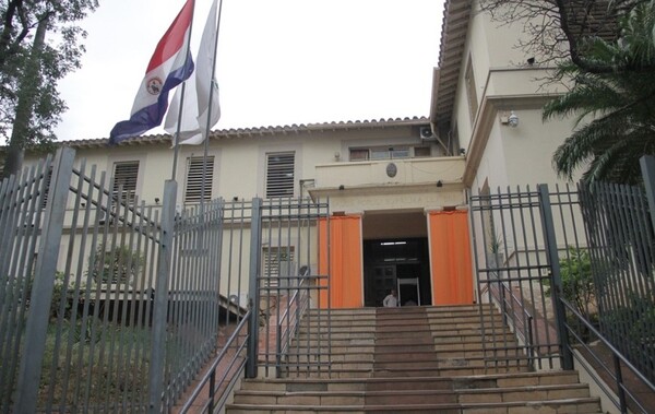 Tras fallecimiento de niño, intervienen Hospital de Presidente Franco, SEME y Dirección de Terapias Intensivas - Unicanal