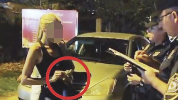 Doña se encerró en casa de su ex y el hombre pidió socorro a la policía