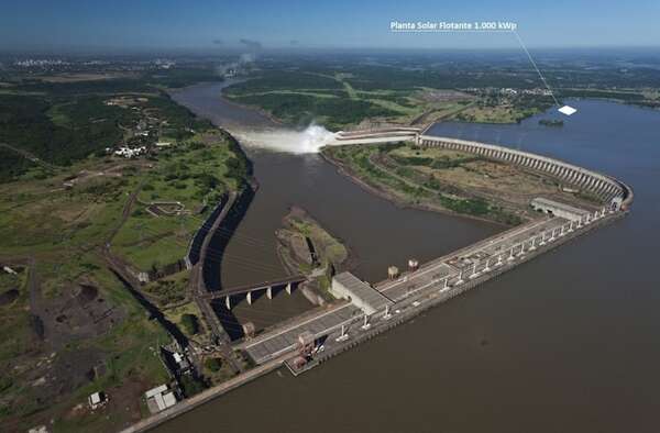 Itaipú: miden efectos de la planta solar flotante en el embalse - Economía - ABC Color