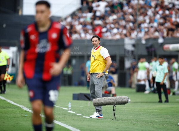 Versus / Martínez: "Somos un equipo en formación, no lo digo a modo de excusa"
