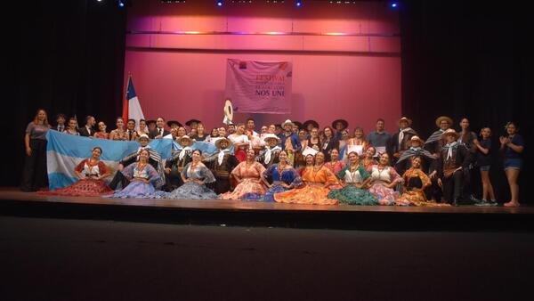 Danzas de diversos países se ofrecen en festival internacional
