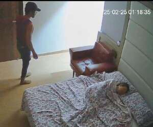 Video: captan cómo un ladrón recorría una habítación mientras sus dueños dormían - Nacionales - ABC Color