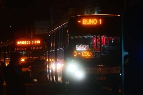 Búho: registran cerca de mil pasajeros en la primera semana - Economía - ABC Color