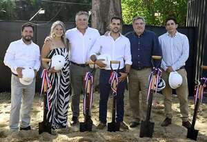 Grupo Leven realiza palada inicial de Livit Santa Teresa - Sociales - ABC Color