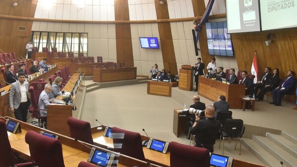 La Comisión Permanente no logró incidir en caso chats