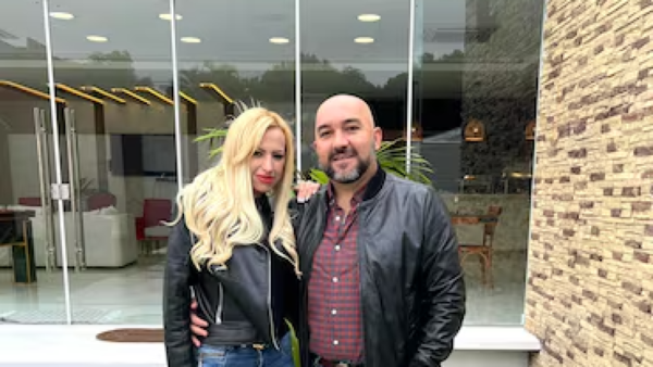 Orlando Arévalo y su esposa internados a causa de vitaminas que habrían estado contaminadas