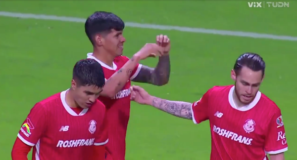 Versus / Robert Morales marca en la goleada del Toluca en México