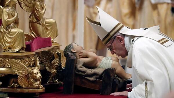 El Papa durmió bien y sigue descansado tras experimentar una leve mejoría