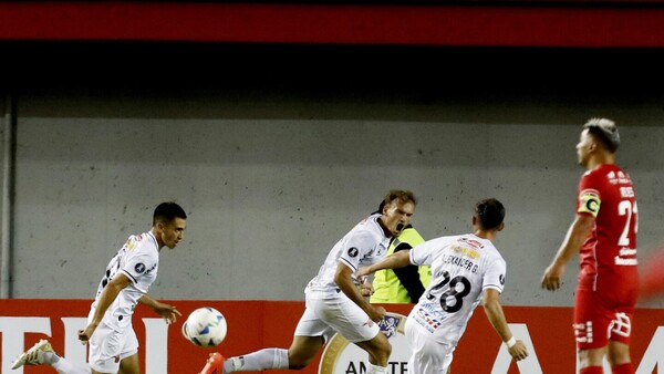 Boston River arriba a la tercera fase de la Libertadores