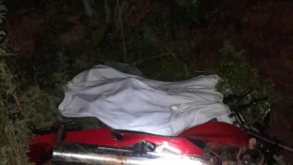 CHOQUE ENTRE MOTOCICLETAS DEJA UN MUERTO Y DOS HERIDOS EN SAN PEDRO
