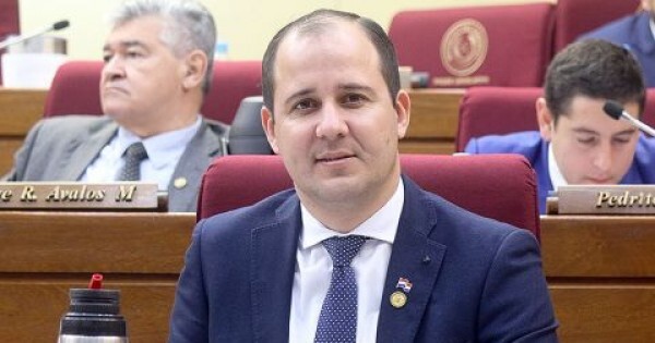 Las encuestas del cartismo dan favorito a Pereira para la intendencia en Encarnación y abre una crisis en el partido