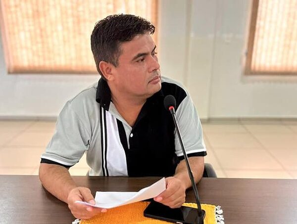 Suplente de Lalo Gomes denuncia amenazas y acusa a figuras influyentes del Partido Colorado · Radio Monumental 1080 AM