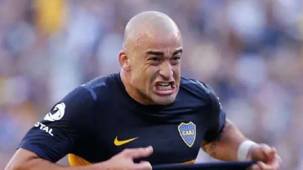 Encarnación pretende reforzarse con un ex goleador de Boca Juniors