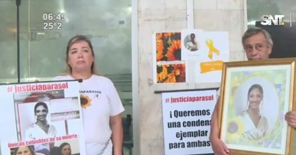 Padres de Sol Chávez exigen nuevo juicio con protesta en el Palacio de Justicia - SNT