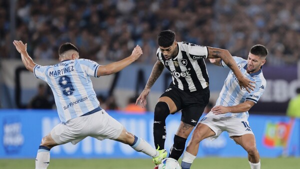 Racing enfrenta a un Botafogo perdido y sin entrenador
