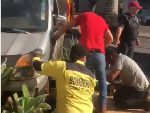 Ciudad del Este: mujer muere tras ser arrollada por furgoneta sin conductor - ADN Digital