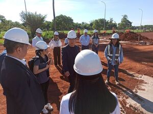 Itaipú busca consolidar la movilidad eléctrica en Paraguay | Locales | 5Días
