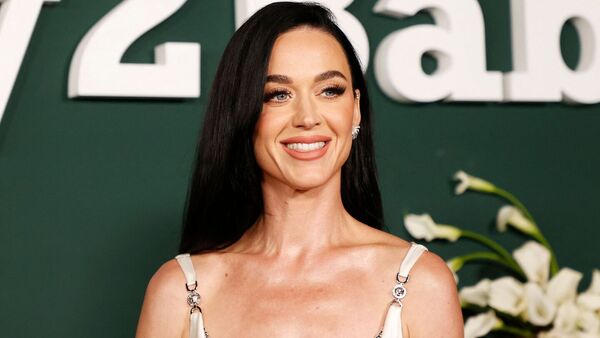 Katy Perry viajará al espacio en cohete de Blue Origin