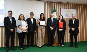Reconocen a investigadores de la UNE destacados en el 2024