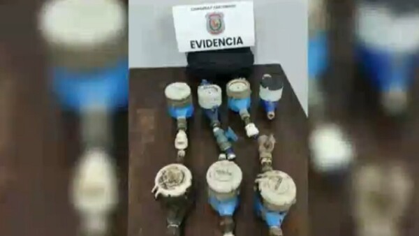 Policía recupera siete medidores de agua, tras robo masivo en San Lorenzo