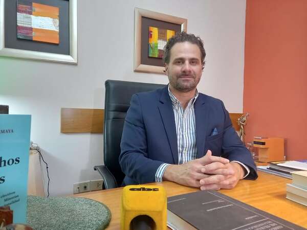 #LaMafiaManda: los chats debió generar renuncias masivas en el JEM, dice abogado - Política - ABC Color
