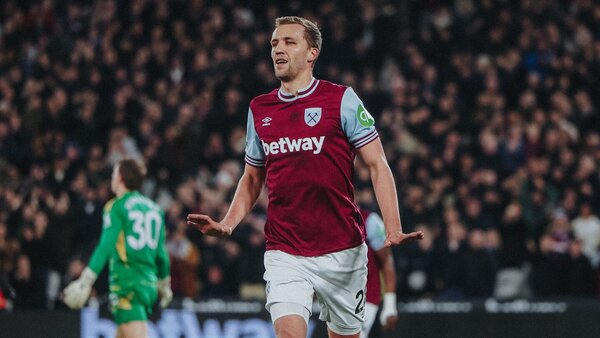 El West Ham de Potter deja tocado a Van Nistelrooy