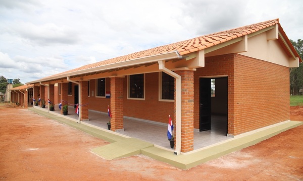 Gobernación de Caaguazú inauguró nuevas aulas en Yhu, San Joaquín y Coronel Oviedo - OviedoPress