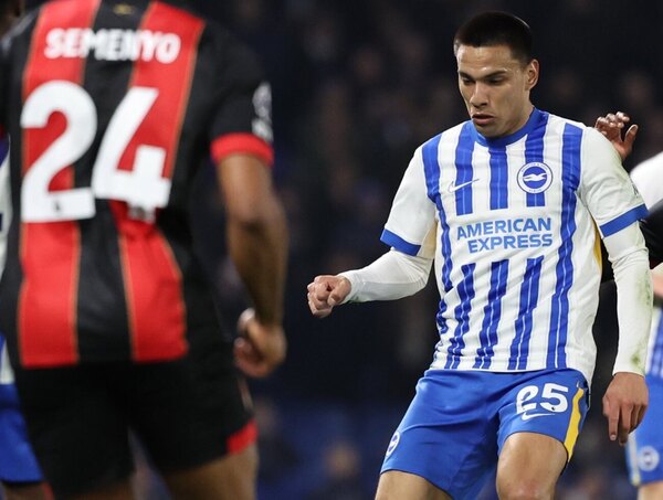 Versus / La calidad de Diego Gómez en primera persona: El tremendo destaque del Brighton al paraguayo