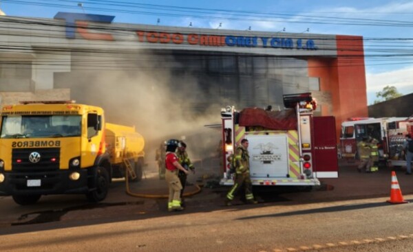 Incendio en Todos Camiones en el kilómetro 8,5