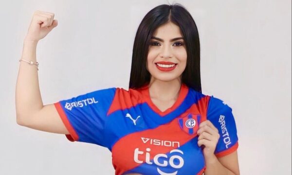 ¡La madrina de Cerro se puso exigente con el rendimiento del equipo azulgrana!