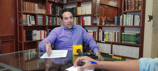 Tuma denuncia motivaciones políticas en la denuncia del juez Osmar Legal - Política - ABC Color
