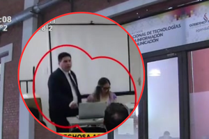 Sospechosa actuación del MITIC en la licitación del proyecto digital - SNT