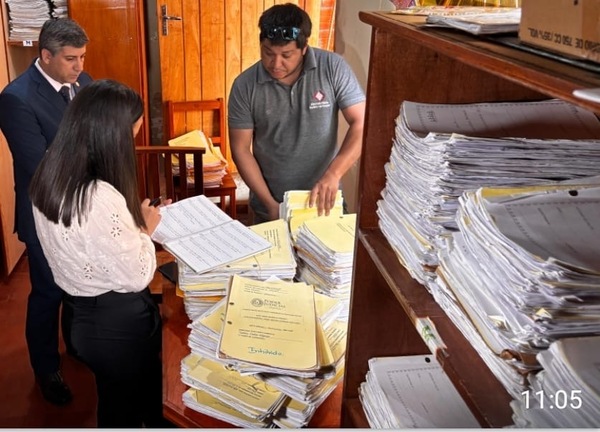 Mafia de los pagarés: Abogada tenía seis armarios exclusivos para sus expedientes en Juzgado de Paz