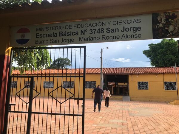 MDS verifica denuncia de mala calidad de alimentos en escuela de Mariano Roque Alonso - .::Agencia IP::.