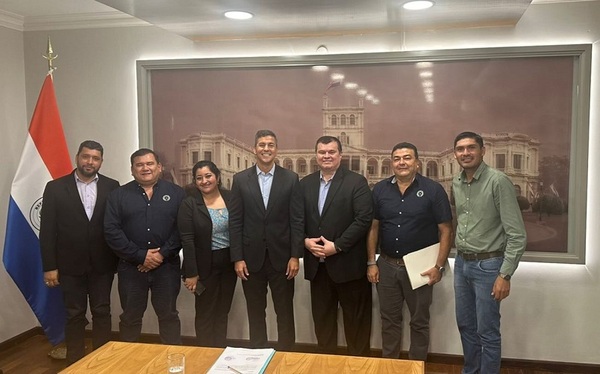 Peña recibe a Intendentes liberales de Concepción